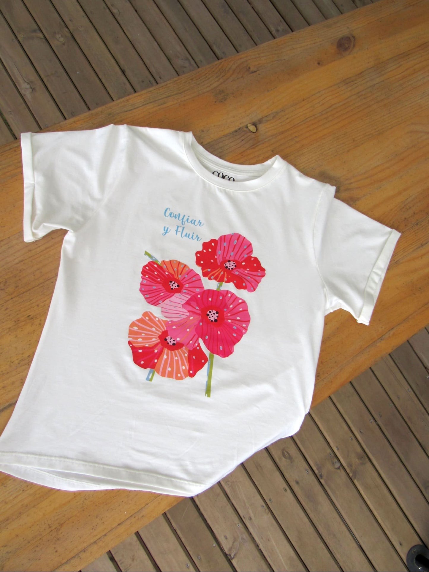 Camiseta confiar y fluir