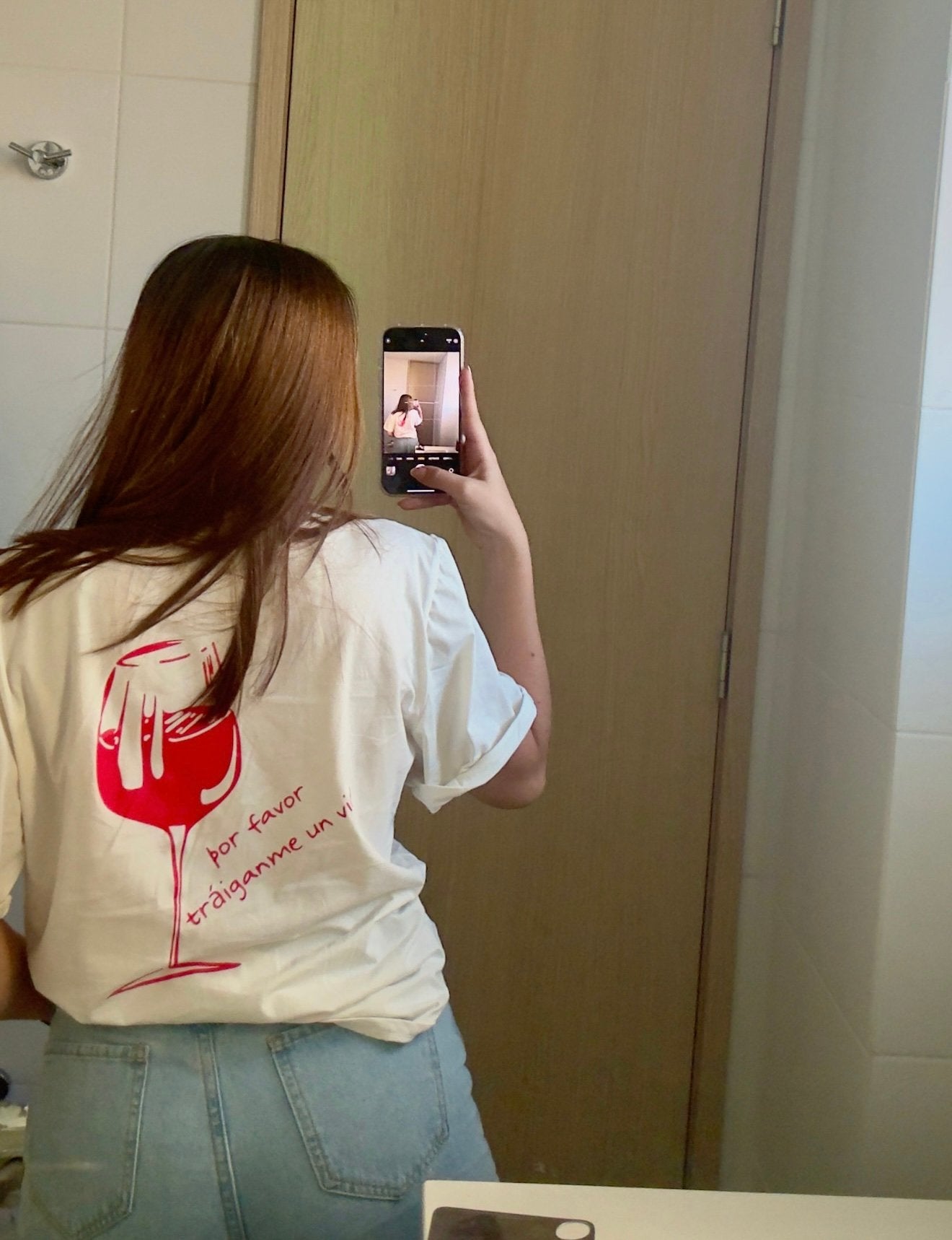 Camiseta por favor traiganme un vino