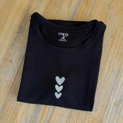 CAMISETA TRES CORAZONES